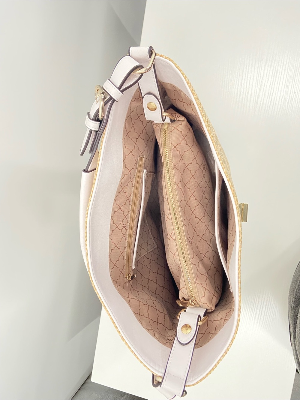 NWOT Kelly & Katie Straw hobo Shoulder/Crossbody Two Compartments insert Bag - Picture 6 of 16